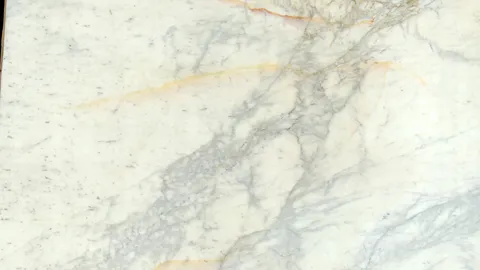 Мрамор Calacatta Bellini