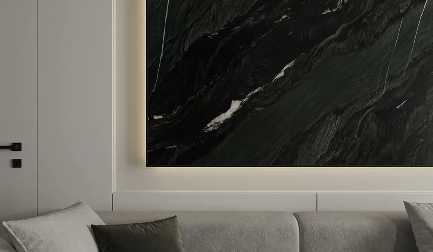 Кварцит Black Tempest Crystal