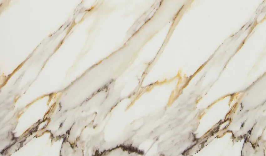 Кварцевый агломерат Calacatta Oro
