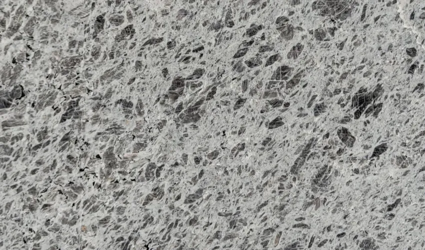 Лабрадорит Madagascar White Extra